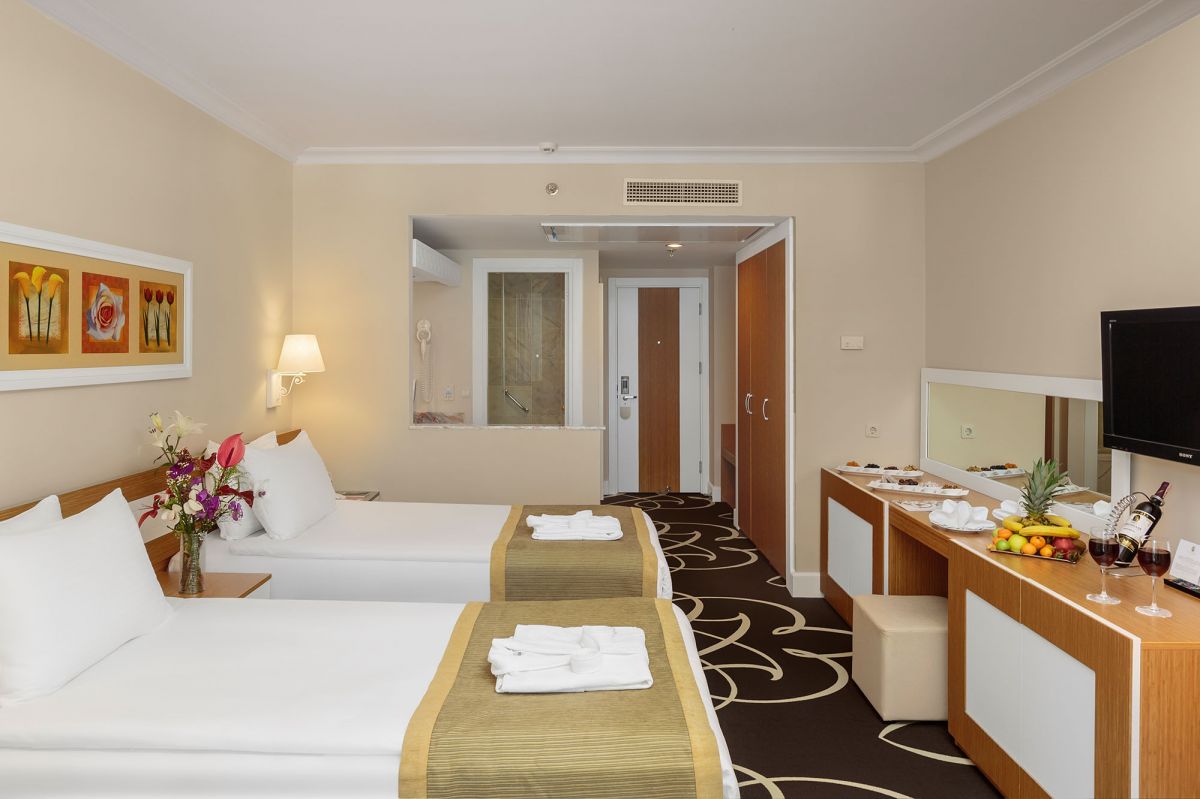 imagini hotel ALVA DONNA KEMER